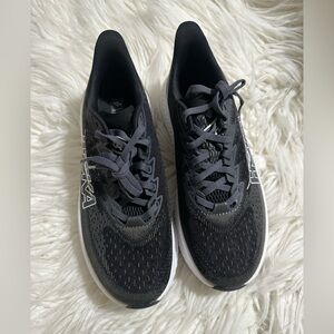 HOKA Men’s Mach 6 Running Shoes